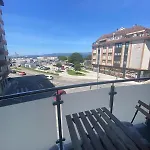 Mar De La Concha Apartment *