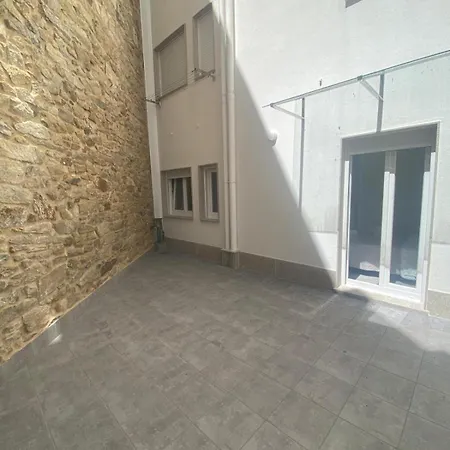 Mar De La Concha Apartment *
